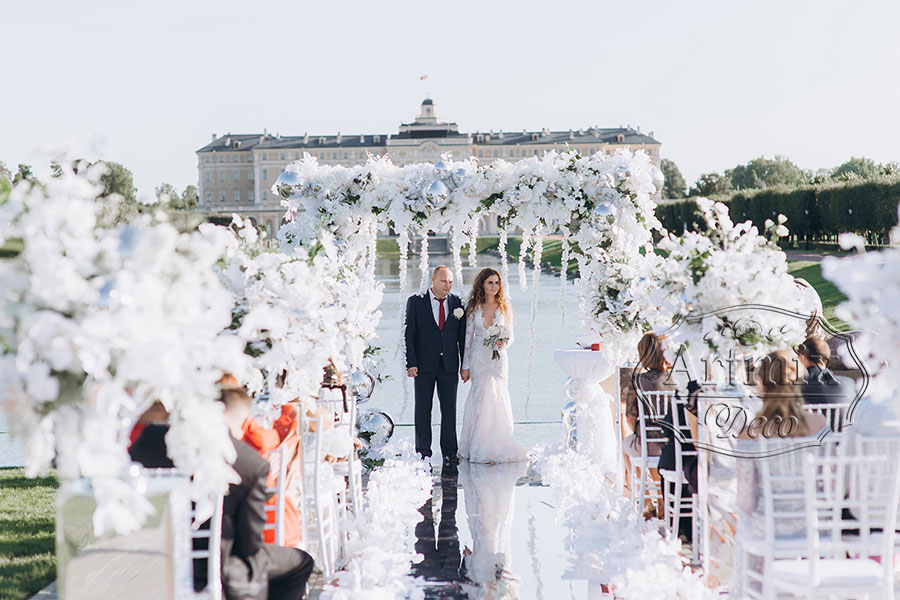 Свадебная церемония в Константиновском дворце