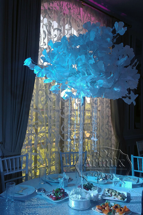 Воздушное оформление свадьбы в "Голубом зале" Константиновского дворца