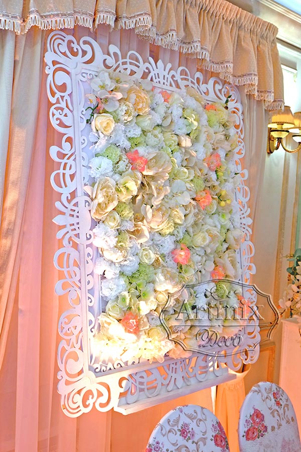 Свадебная арка, как белоснежное кружевное панно с цветами