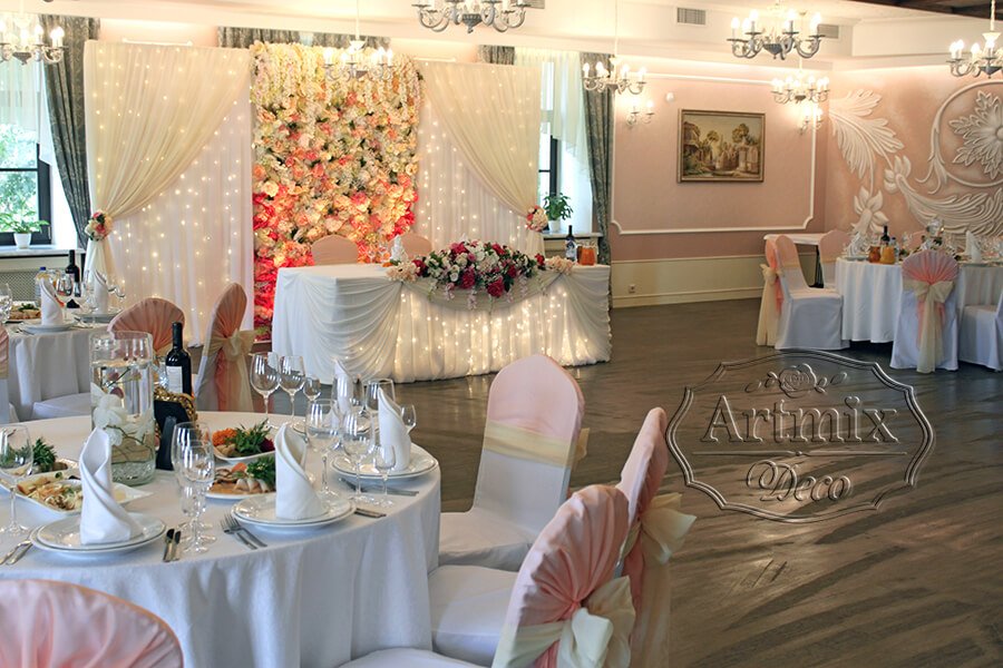 Оформление зала на свадьбу в цвете