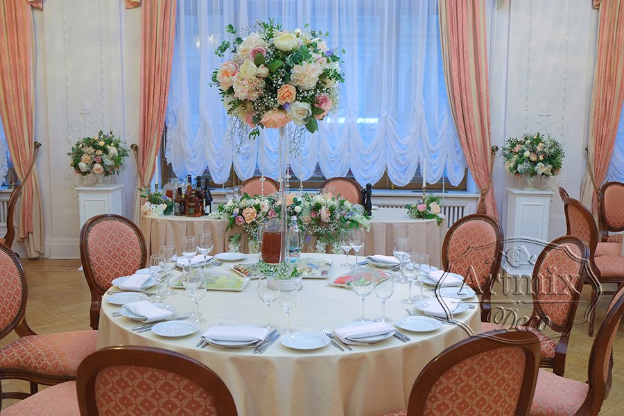 Оформление свадебного зала в особняке князя Кочубея