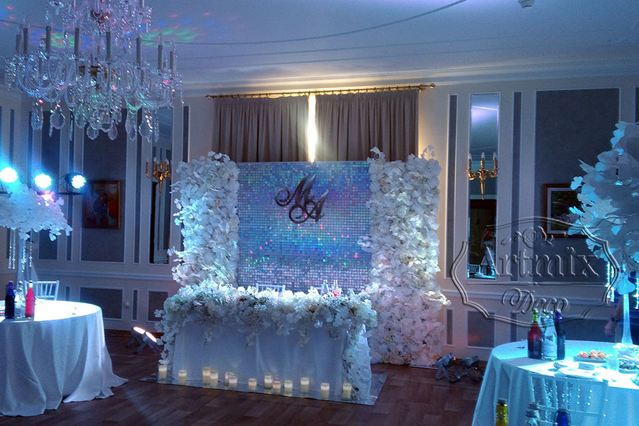 Оформление свадьбы в "Голубом зале" Константиновского дворца