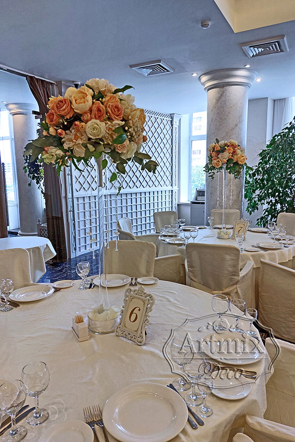 Оформление свадьбы в банкетном зале ресторана БульВар