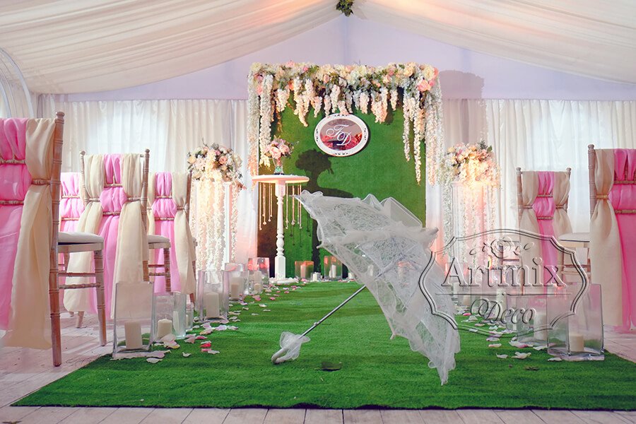 Белый зонтик в аренду для свадебного декора