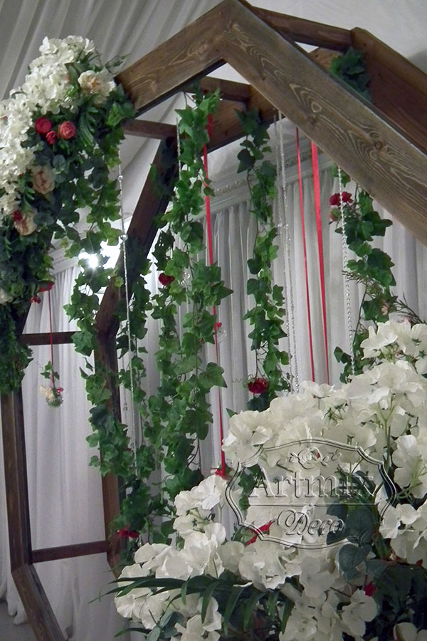 Шестигранная свадебная арка