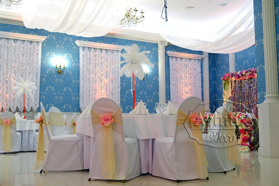 Вариант оформления столов гостей на свадьбу