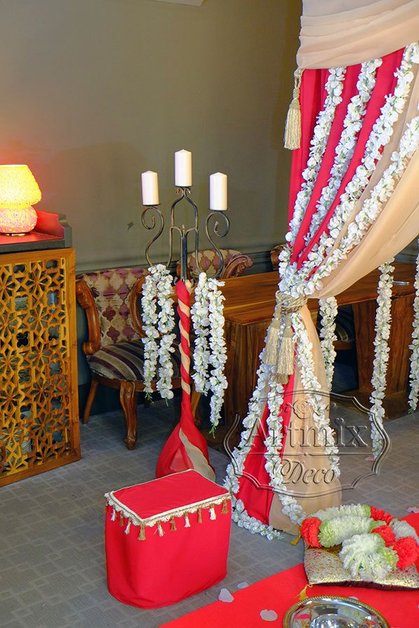 Свадебное оформление зала в индийском стиле подразумевает роскошные детали