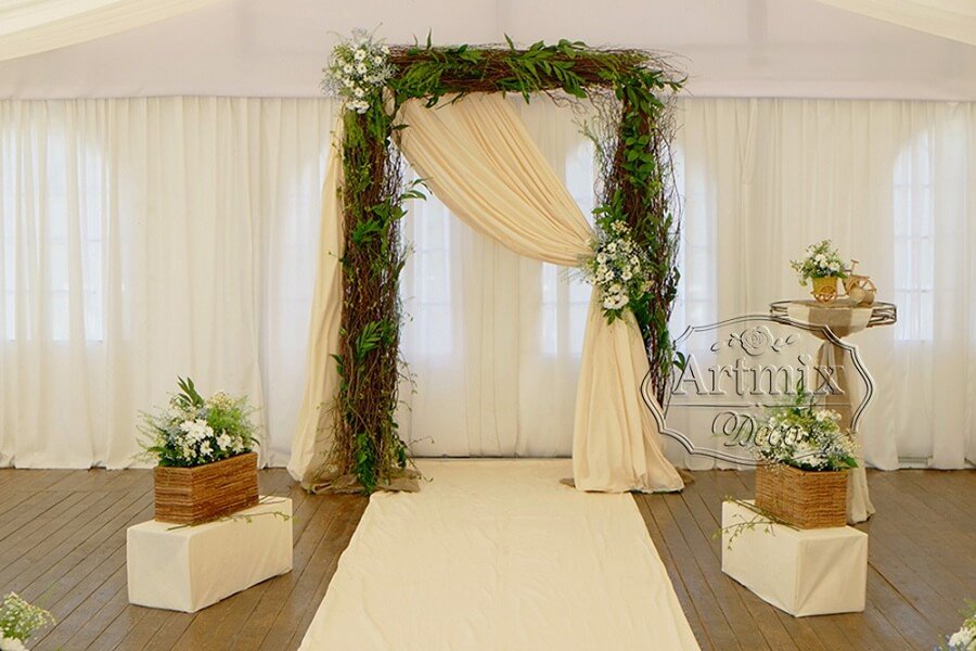 Свадебная арка в стиле рустик