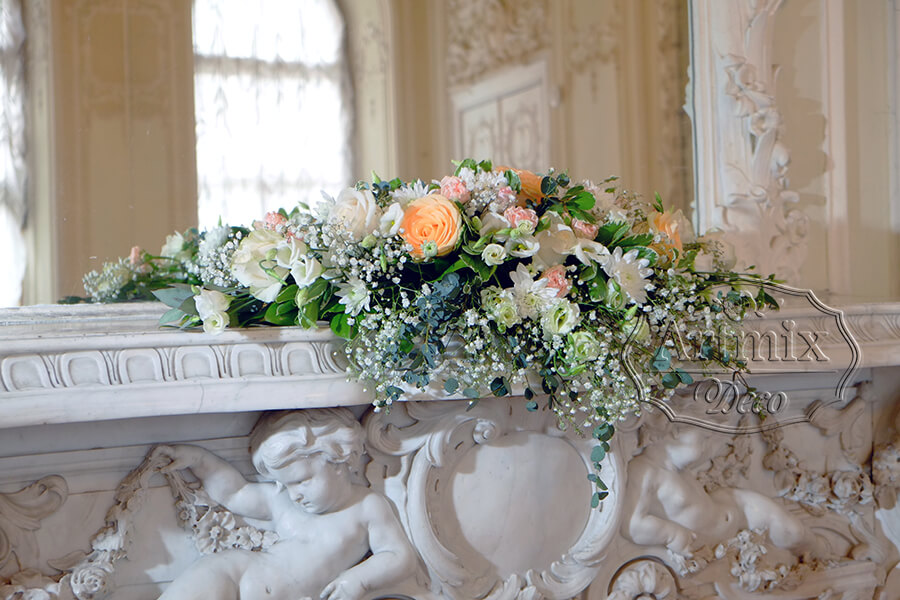 Композиция из цветов на свадьбу в Николаевском дворце