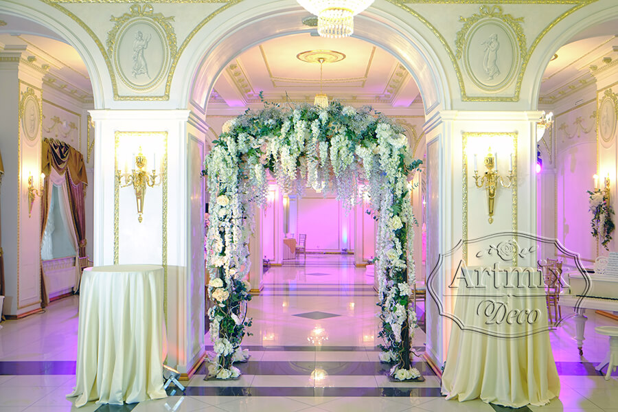 Свадебная арка – это прекрасный аксессуар для торжества