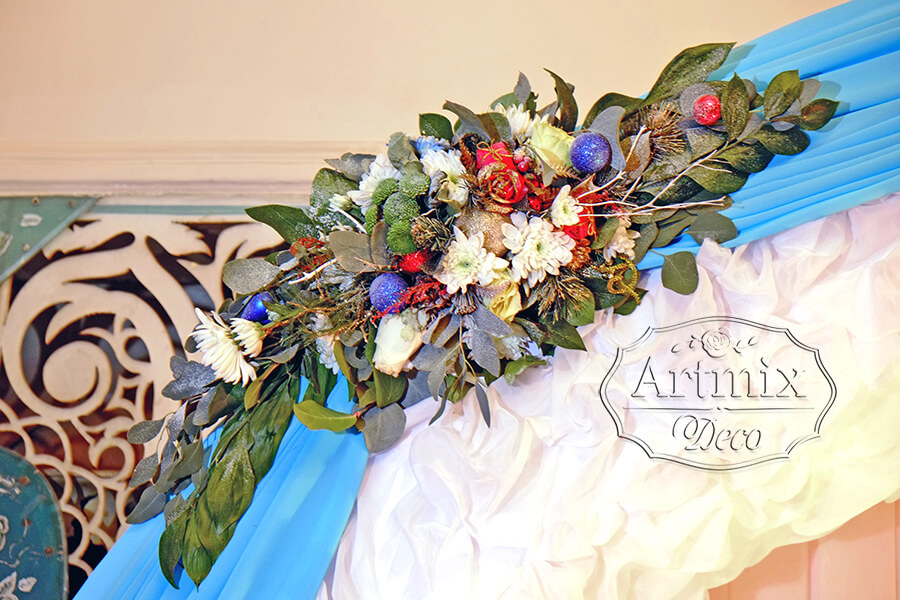 Цветочные ансамбли для свадебной арки